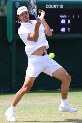 TENIS WIMBLEDON 2025 LONDYN 250625 N Z JAPONCZYK TARO DANIEL W DRUGIEJ RUNDZIE KWALIFIKACJI MARCIN CHOLEWINSKI NEWSPIX.PL TENNIS WIMBLEDON 2025 LONDON 25062025 TARO DANIEL OF JAPAN IN THE SECOND ROUND OF QUALIFICATION NEWSPIX.PL --- newspix.pl 