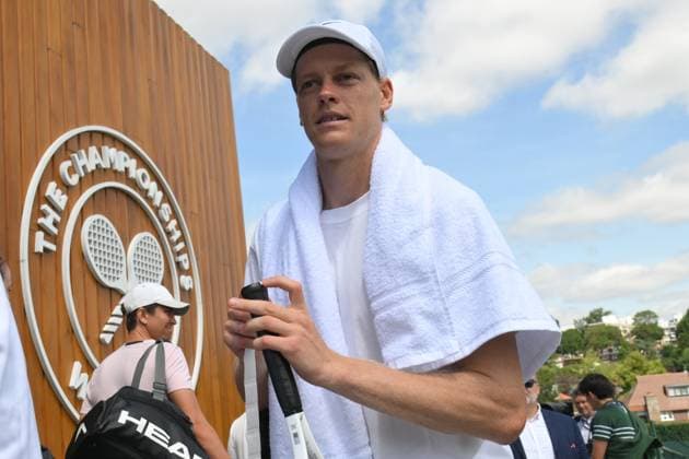Wimbledon Tennis Championships - Practice Day LONDON, UNITED KINGDOM - JUNE 25: Italian tennis player Janick Sinner plays on the grass practice courts ahead of the Wimbledon tennis championships held at the All England, All England Lawn Tennis and Croquet Club in London, United Kingdom on June 25, 2025. Ray Tang Anadolu London United Kingdom. Editorial use only. Please get in touch for any other usage.  Copyright: x2025xAnadoluxRayxTangx