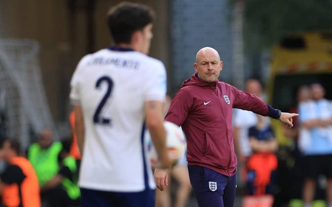 England Under 21 manager Lee Carsley gestures on the touchline England U21, U 21 v Netherlands U21, UEFA U21 Championship, Semi-Final, National Football Stadium, Bratislava, Slovakia - 25 Jun 2025Bratislava National Football Stadium Slovakia  Copyright: xNikolaxKrstic Shutterstockx 15373680ay
