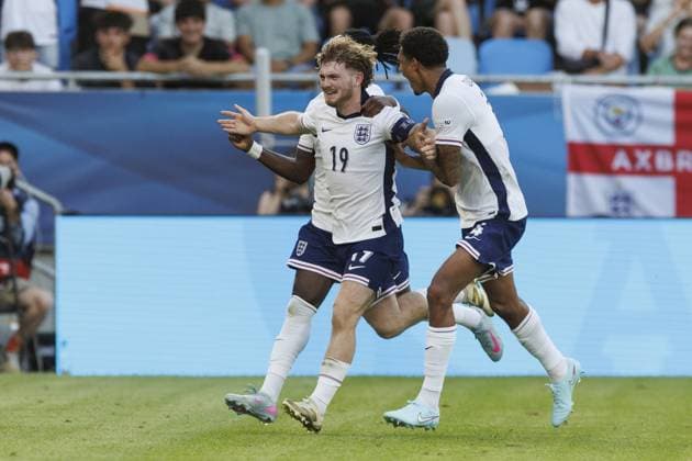 BRATISLAVA , 25-06-2025 , Football stadium Tehelne pole. Narodny football stadium , UEFA U21, U 21 Euro2025 , semi-finals , England U21 - Netherlands U21. England U21 player Harvey Elliott celebrates after scoring the goal 2-1 England U21 - Netherlands U21  x29893723x Copyright:
