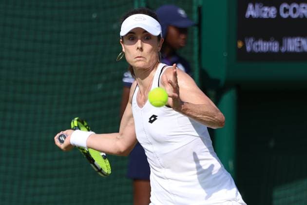 Sport Bilder des Tages June 25, 2025, London, Celestynow, United Kingdom: ALIZE CORNET of France during the match against V. Jimenez Kasintseva of Andorra in the second round of qualification of Championships 2025 at Wimbledon AELTC in London. London United Kingdom - ZUMAc278 20250625_zsp_c278_008 Copyright: xMarcinxCholewinskix