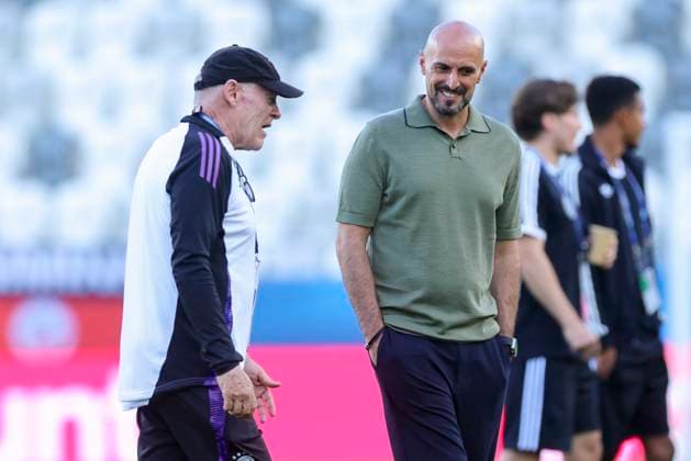 Assistenztrainer Hermann Gerland (Germany) und Bundestrainer Antonio Di Salvo (Germany) unterhalten sich, UEFA European Under-21 Championship 2025 Semi-Final, Germany v France, KoÅ¡icka futbalova arÃ na am 25. June 2025 in Kaschau, Slowakei. (Foto von Marco Steinbrenner DeFodi Images) Assistenztrainer Hermann Gerland (Germany) und Bundestrainer Antonio Di Salvo (Germany) talk together, UEFA European Under-21 Championship 2025 Semi-Final, Germany v France, KoÅ¡icka futbalova arÃ na, June 25, 2025 in KoÅ¡ice, Slovakia. (Photo by Marco Steinbrenner DeFodi Images)