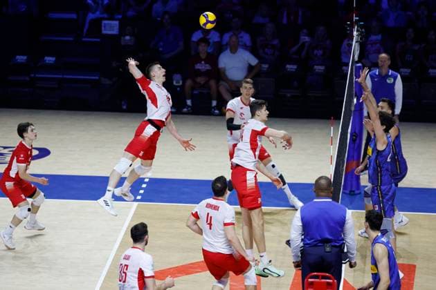 NOW ARENA HOFFMAN ESTATES ILLINOIS USA 25.06.2025 MECZ LIGI NARODOW W SIATKOWCE MEZCZYZN POLSKA WLOCHY VOLLEYBALL NATIONS LEAGUE GAME BETWEEN POLAND AND ITALY N Z MAKSYMILIAN GRANIECZNY ARTUR SZALPUK MARCIN KOMEDA KEWIN SASAK SZYMON JAKUBISZAK KAMIL KRZACZYNSKI NEWSPIX.PL --- newspix.pl  KSK