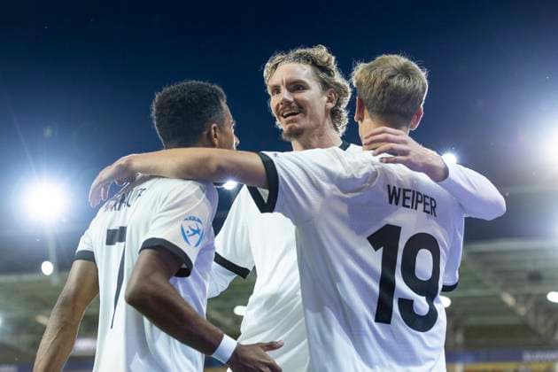 UEFA U21, U 21 Europameisterschaft, Halbfinale: Deutschland - Frankreich; 25.06.2025 Nick Woltemade (Deutschland, 10) jubelt nach seinem Tor mit Nelson Weiper (Deutschland, 19) und Ansgar Knauff (Deutschland, 7) bei der UEFA U21-Europameisterschaft im Halbfinalspiel Deutschland - Frankreich, am 25.06.2025, Kosice Football Arena, Kosice, Slowakei Copyright: xBEAUTIFULxSPORTS Meuselx