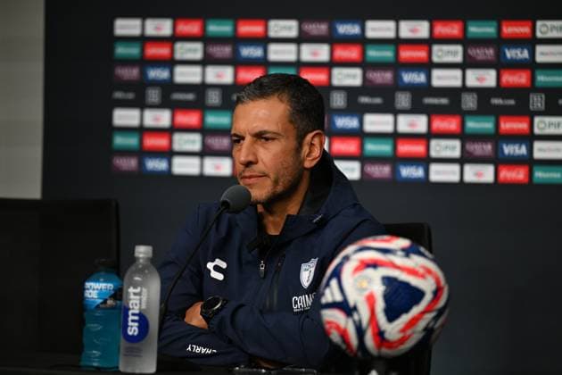 Ahead of Al Hilal vs Pachuca - FIFA Club World Cup 2025 NASHVILLE, TENNESSEE, US - JUNE 25: Head coach Jaime Lozano of CF Pachuca speaks during a press conference, PK, Pressekonferenz ahead of their FIFA Club World Cup 2025 match between Al Hilal and CF Pachuca at GEODIS Park on June 25, 2025 in Nashville, Tennessee, United States. Waleed Zein Anadolu Tennessee United States. Editorial use only. Please get in touch for any other usage.  Copyright: x2025xAnadoluxWaleedxZeinx