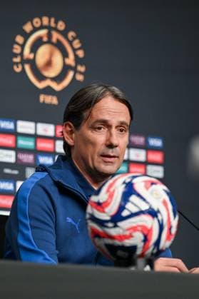 Ahead of Al Hilal vs Pachuca - FIFA Club World Cup 2025 NASHVILLE, TENNESSEE, US - JUNE 25: Head coach Simone Inzaghi of Al Hilal speaks during a press conference, PK, Pressekonferenz ahead of their FIFA Club World Cup 2025 match between Al Hilal and CF Pachuca at GEODIS Park on June 25, 2025 in Nashville, Tennessee, United States. Waleed Zein Anadolu Tennessee United States. Editorial use only. Please get in touch for any other usage.  Copyright: x2025xAnadoluxWaleedxZeinx