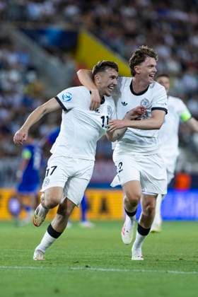 UEFA U21, U 21 Europameisterschaft, Halbfinale: Deutschland - Frankreich; 25.06.2025 Brajan Gruda (Deutschland, 17) jubelt nach seinem Tor mit Vorlagengeber Paul Wanner (Deutschland, 22) bei der UEFA U21-Europameisterschaft im Halbfinalspiel Deutschland - Frankreich, am 25.06.2025, Kosice Football Arena, Kosice, Slowakei Copyright: xBEAUTIFULxSPORTS Meuselx