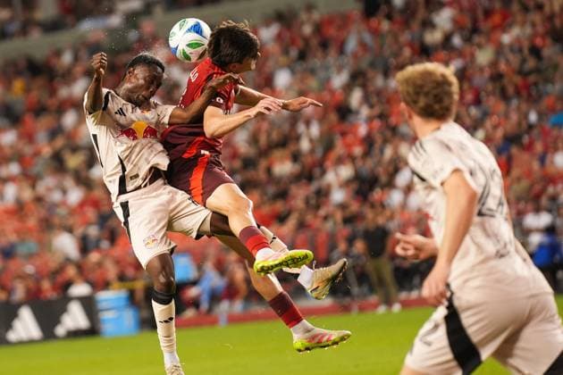 Toronto FC v New York Red Bulls - Major League Soccer MLS, Fussball Herren, USA TORONTO, CANADA - JUNE 25 : Alonso Coello of Toronto FC in action during MLS League match between Toronto FC and New York Red Bulls at BMO Field in Toronto, Canada on June 25, 2025. Mert Alper Dervis Anadolu Toronto Canada. Editorial use only. Please get in touch for any other usage.  Copyright: x2025xAnadoluxMertxAlperxDervisx