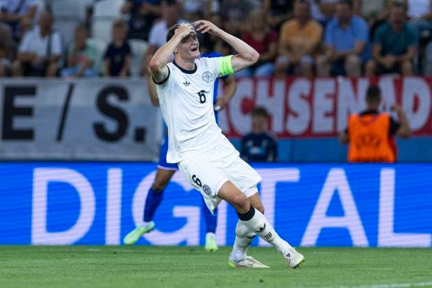 UEFA U21, U 21 Europameisterschaft, Halbfinale: Deutschland - Frankreich; 25.06.2025 Eric Martel (Deutschland, 6) ärgert sich bei der UEFA U21-Europameisterschaft im Halbfinalspiel Deutschland - Frankreich, am 25.06.2025, Kosice Football Arena, Kosice, Slowakei Copyright: xBEAUTIFULxSPORTS Meuselx