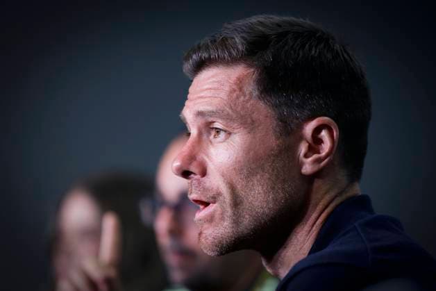 Real Madrid coach Xabi Alonso attends a press conference, PK, Pressekonferenz at Lincoln Financial Field in Philadelphia, United States, 25 June 2025. Alonso assured that Kylian Mbappe, who was left out of the squad for Thursday s match against Salzburg, is not sufficiently recovered despite having trained with the group, adding that the decision was made in agreement with the player. Xabi Alonso: Mbappé is not recovered enough !ACHTUNG: NUR REDAKTIONELLE NUTZUNG!  Copyright: xAndréxCoelhox AME8612 20250626-55017237248_1