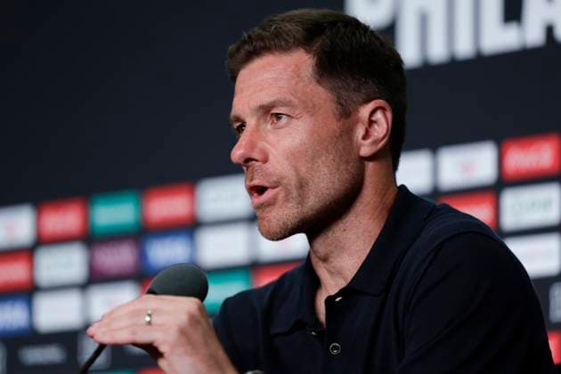 Real Madrid coach Xabi Alonso attends a press conference, PK, Pressekonferenz at Lincoln Financial Field in Philadelphia, United States, 25 June 2025. Alonso assured that Kylian Mbappe, who was left out of the squad for Thursday s match against Salzburg, is not sufficiently recovered despite having trained with the group, adding that the decision was made in agreement with the player. Xabi Alonso: Mbappé is not recovered enough !ACHTUNG: NUR REDAKTIONELLE NUTZUNG!  Copyright: xAndréxCoelhox AME8607 20250626-55017237250_1