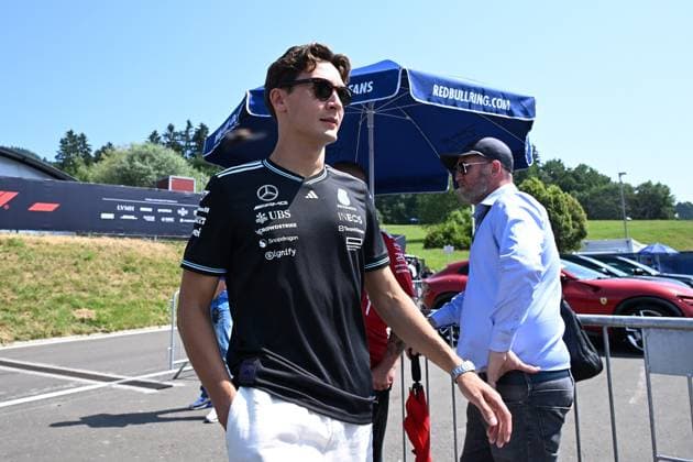 26.06.2025, xsvx, Motorsport FIA Formel 1, Grand Prix von Österreich v.l. George Russell (Mercedes AMG Petronas) Startnummer 63 (FIA REGULATIONS PROHIBIT ANY USE OF PHOTOGRAPHS as IMAGE SEQUENCES and or QUASI-VIDEO) Zeltweg-Spielberg