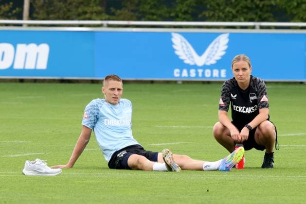 DEU, DFL, 2. FBL Hertha BSC, Training, 26.06.2025, Sportforum, Berlin, DEU, DFL, 2. FBL Hertha BSC, Training, im Bild Palko Dardai (Hertha BSC Berlin 20), Psychologin DFL - regulations prohibit any use of Photographs as image sequences and or quasi-video