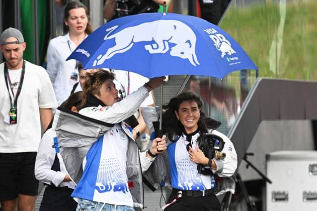 26.06.2025, xsvx, Motorsport FIA Formel 1, Grand Prix von Österreich v.l. Liam Lawson (Racing Bulls) Startnummer 30 (FIA REGULATIONS PROHIBIT ANY USE OF PHOTOGRAPHS as IMAGE SEQUENCES and or QUASI-VIDEO) Zeltweg-Spielberg
