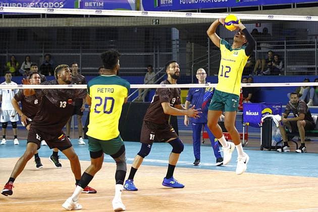 RECORD DATE NOT STATED Match between brazil and venezuela Betim (MG), 06 25 2025 - Men s Volleyball Brazil national team, Nationalteam vs. Venezuela National Team - Brazil s lift during the 2nd match of the single phase of the Men s Volleyball America Cup - held at the Divino Braga Gymnasium, this Wednesday (25). Minas Gerais Brasil Copyright: xEvandroxOliveirax