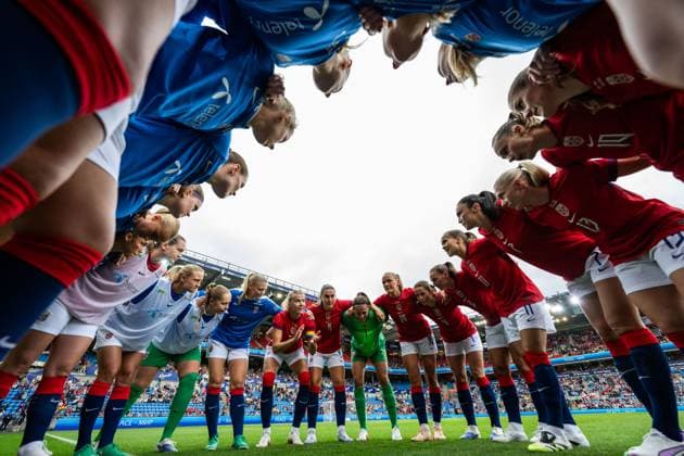 250626 Ada Hegerberg of Norway ahead of the International Friendly, Länderspiel, Nationalmannschaft football match between Norway and Sweden on June 26, 2025 in Oslo. Photo: Vegard Grott BILDBYRAN kod VG VG0773 bbeng fotboll football soccer fotball träningslandskamp privatlandskamp landskamp international friendly norge norway sweden sverige dam Copyright: VEGARDxGRoTT BB250626VG041