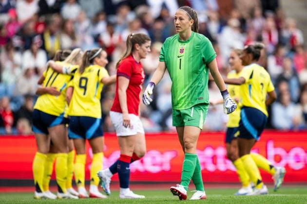 250626 Goalkeeper Cecilie Fiskerstrand of Norway looks dejected after 0-1 during the International Friendly, Länderspiel, Nationalmannschaft football match between Norway and Sweden on June 26, 2025 in Oslo. Photo: Jon Olav Nesvold BILDBYRAN COP 217 VG0773 bbeng fotboll football soccer fotball träningslandskamp privatlandskamp landskamp international friendly norge norway sweden sverige dam depp Copyright: JONxOLAVxNESVOLD BB250626JE032