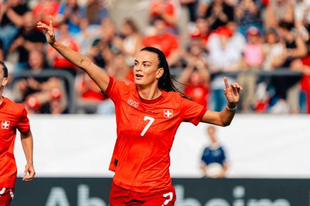 Winterthur, Switzerland, June 26th 2025: Riola Xhemaili (7 Switzerland) celebrating after her first goal for the 1:0 during the Women s International Friendlies - Switzerland v Czech Republic at Stadium Schützenwiese in Winterthur, Zurich. (Mike Wiss SPP) Copyright: xMikexWissx xSPPx spp-en-MiWiSp-049