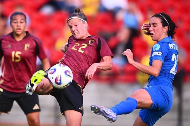 Belgium Red Flames vs Greece - Friendly international MOLENBEEK, BELGIUM - JUNE 26 : Deloose Laura defender of Belgium pictured during the International Friendly, Länderspiel, Nationalmannschaft game between Belgium and Greece. The last match before leaving to the European Championships. on June 26, 2025 in Molenbeek, Belgium, 26 06 2025 ( Photo Gregory Van Gansen Photonews ) Molenbeek Belgium  Copyright: xGvgx