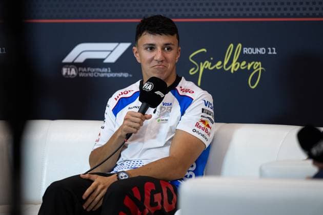 Isack Hadjar (Visa Cash App Racing Bulls F1 Team, Frankreich, 06) bei der Pressekonferenz, AUT, Formel 1 Weltmeisterschaft, MSC Cruises Grand Prix von Oesterreich, Red Bull Ring Spielberg, Media Day, Saison 2025, 26.06.2025 AUT, Formel 1 Weltmeisterschaft, MSC Cruises Grand Prix von Oesterreich, Red Bull Ring Spielberg, Media Day, Saison 2025, 26.06.2025 Spielberg Copyright: xEibner-Pressefoto Memmlerx EP_MMR