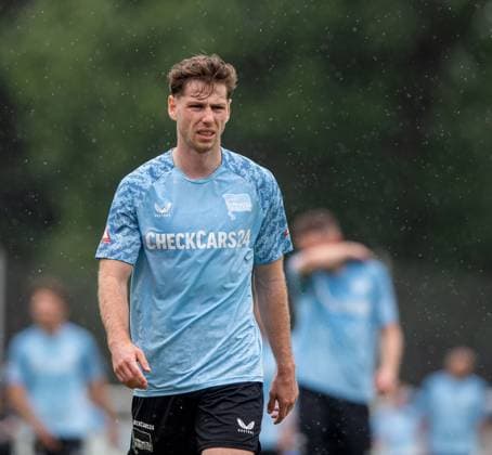 Fussball, Herren, Saison 2025 26, 2. Bundesliga, Hertha BSC, Training, Leon Jensen (Hertha BSC), 27.06. 2025,