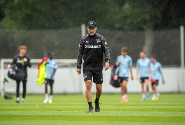 Fussball, Herren, Saison 2025 26, 2. Bundesliga, Hertha BSC, Training, Trainer Stefan Leitl (Hertha BSC), 27.06. 2025,