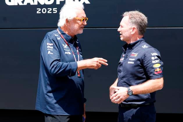 27.06.2025, xsvx, Motorsport FIA Formel 1, Grand Prix von Österreich v.l. Sonderberater Flavio Briatore (BWT Alpine F1 Team) Teamchef Christian Horner (Oracle Red Bull Racing) (FIA REGULATIONS PROHIBIT ANY USE OF PHOTOGRAPHS as IMAGE SEQUENCES and or QUASI-VIDEO) Zeltweg-Spielberg