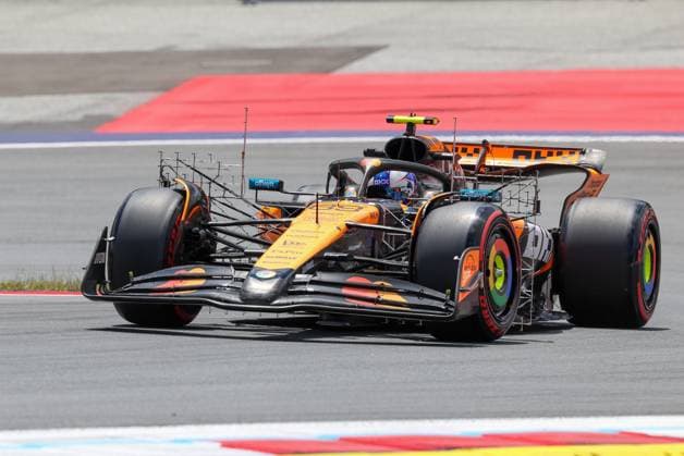 Testfahrer Alex Dunne (McLaren Formula 1 Team 89), 1 Freies Training, Grosser Preis von Oesterreich, Motorsport, Herren, Formel 1, 27.06.2025 Spielberg Steiermark Oesterreich