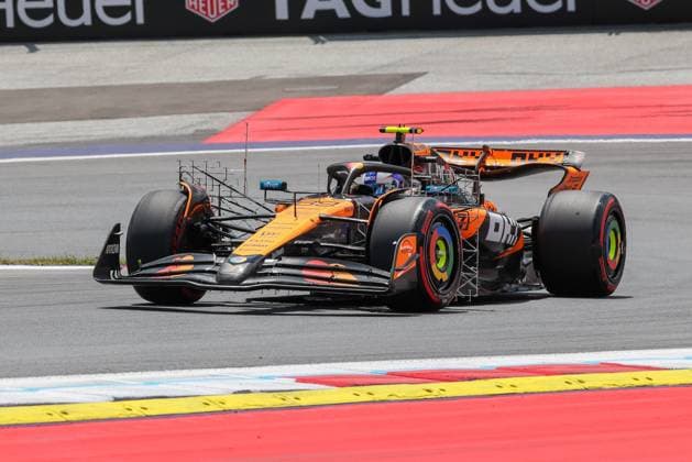 Testfahrer Alex Dunne (McLaren Formula 1 Team 89), 1 Freies Training, Grosser Preis von Oesterreich, Motorsport, Herren, Formel 1, 27.06.2025 Spielberg Steiermark Oesterreich