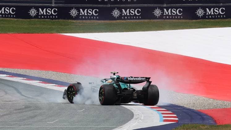 27.06.2025, Red Bull Ring, Spielberg, Formel 1 Großer Preis von Österreich 2025 , im Bild Dreher von Fernando Alonso (ESP), Aston Martin Aramco Cognizant Formula One Team (Photo by Alessandro Martellotta Hasan Bratic DeFodi Images)