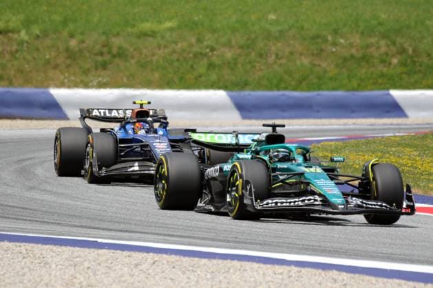 Formel 1 Grosser Preis von Oesterreich 2025 Formel 1 Grosser Preis von Oesterreich 2025 - Red Bull Ring 27. - 29. Juni 2025 FIA - Formel 1 - WM - Großer Preis Oesterreich - 2025 Im Bild: Lance Stroll (CDN) vor Carlos Sainz (ESP) Copyright: xBEAUTIFULxSPORTS Bernhardtx