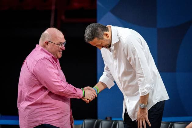 Basketball Piräus 27.06.2025 FIBA Women™s Eurobasket 2025 Platzierungsspiel Türkei (TUR) - Deutschland (GER) DBB Präsident Ingo Weiss mit Hidayet Türkoglu, Präsident des Türkischen Basketball-Verbands