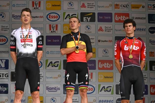 Belgian 2025 National Championship Brasschaat 27 06 2025 BRASSCHAAT, BELGIUM - JUNE 27 : Vermeersch Florian of Uae Team Emirates, Evenepoel Remco of Soudal - Quick-Step and Segaert Alec of Lotto pictured during the podium ceremony of the Men Elite Individual Time Trial of the Belgian National Championships 2025 xxrd edition an UCI National Championships cycling race of 10 km with start in Aaaaa and finish in Brasschaat on June 27, 2025 in Brasschaat, Belgium, 27 06 2025 Brasschaat Belgium  Copyright: xJanxDexMeuleneirx