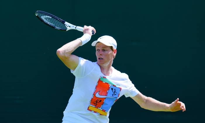 Jannik Sinner practices Wimbledon Tennis Championships, Friday Practice, The All England Lawn Tennis and Croquet Club, London, UK - 27 Jun 2025London The All England Lawn Tennis and United Kingdom  Copyright: xJavierxGarcia Shutterstockx 15371373cl