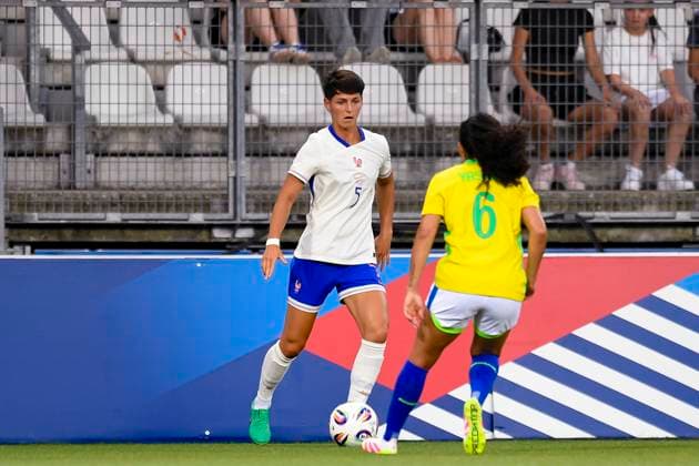 Grenoble, France - June 27: Elisa De Almeida of France (L) plays against Yasmim Ribeiro of Brazil (R) during the Women s International Friendly, Länderspiel, Nationalmannschaft match between France and Brazil at Stade des Alpes on June 27, 2025 in Grenoble, France. (Photo by Eurasia Images) Grenoble Stade des Alpes France