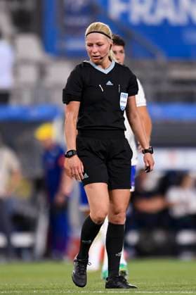 Grenoble, France - June 27: Referee Ewa Augustyn walks in the field during the Women s International Friendly, Länderspiel, Nationalmannschaft match between France and Brazil at Stade des Alpes on June 27, 2025 in Grenoble, France. (Photo by Eurasia Images) Grenoble Stade des Alpes France