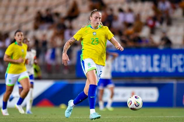Grenoble, France - June 27: Isadora Haas of Brazil runs with the ball during the Women s International Friendly, Länderspiel, Nationalmannschaft match between France and Brazil at Stade des Alpes on June 27, 2025 in Grenoble, France. (Photo by Eurasia Images) Grenoble Stade des Alpes France