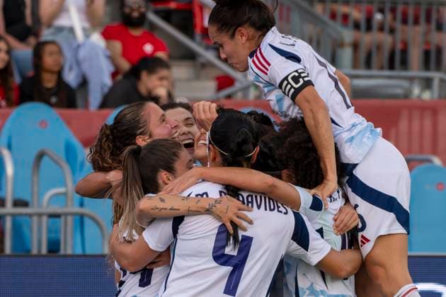 June 27, 2025, Toronto, Ontario, Canada: Maria Paula Salas 9 (CR) of Costa Rica celebrates her goal with Priscila Chinchilla 14 (L), Josselyn Briceo±o 3 (CL) and Raquel RodroÂguez 11 (R) during an International Friendly, Länderspiel, Nationalmannschaft match at BMO Field on June 27, 2025 in Toronto, Ontario, Canada. The game ended 4-1 for Canada. Toronto Canada - ZUMAm154 20250627_zap_m154_034 Copyright: xAngelxMarchinix