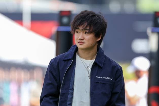 Yuki Tsunoda (Oracle Red Bull Racing 22) im Fahrerlager, Paddock, 3 Freies Training, Grosser Preis von Oesterreich, Motorsport, Herren, Formel 1, 28.06.2025 Spielberg Steiermark Oesterreich