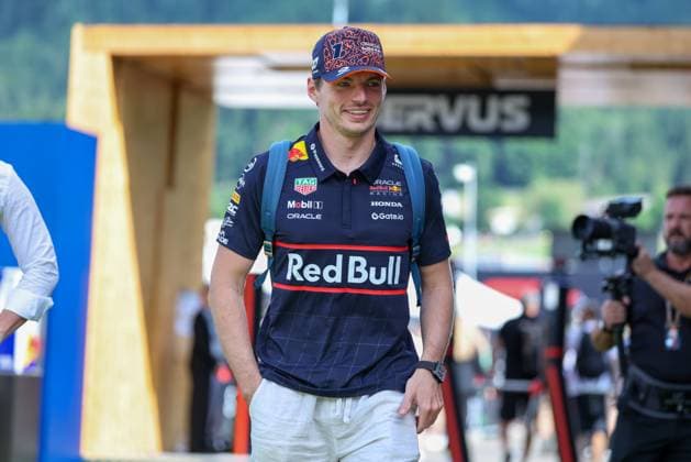 Max Verstappen (Oracle Red Bull Racing 1) im Fahrerlager, Paddock, 3 Freies Training, Grosser Preis von Oesterreich, Motorsport, Herren, Formel 1, 28.06.2025 Spielberg Steiermark Oesterreich