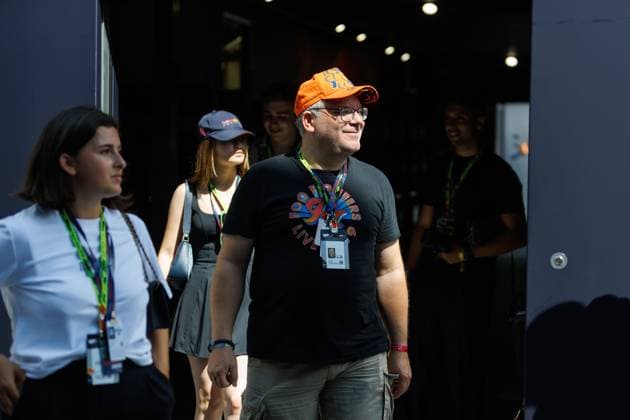Elton (deutscher Fernsehmoderator) zu Gast bei Red Bull Racing, Grosser Preis von Oesterreich, Motorsport, Formel 1, Saison 2025, 28.06.2025 Grosser Preis von Oesterreich, Motorsport, Formel 1, Saison 2025, 28.06.2025 Copyright: xEibner-Pressefoto AlexanderxNeisx EP_ANS