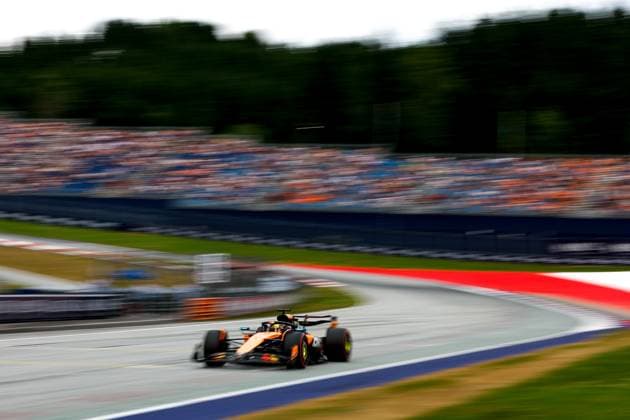 F1 - AUSTRIAN GRAND PRIX 2025 81 PIASTRI Oscar (aus), McLaren F1 Team MCL39, action during the Formula 1 MSC Cruises Austrian Grand Prix 2025, 11th round of the 2025 FIA Formula One World Championship, WM, Weltmeisterschaft from June 27 to 29, 2025 on the Red Bull Ring, in Spielberg, Austria - SpielbergAustria  Copyright: xDPPIx