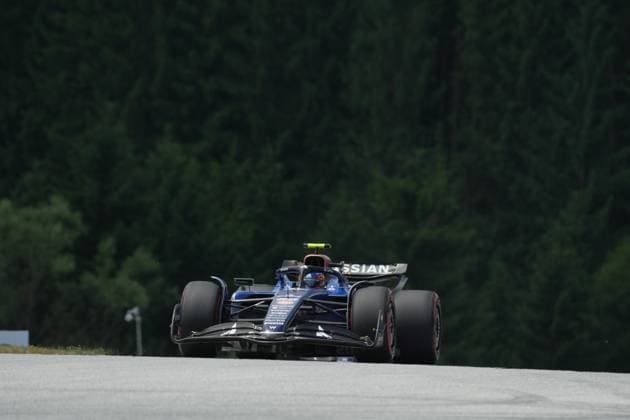 28.06.2025, Red Bull Ring, Spielberg, Formel 1 Großer Preis von Österreich 2025 , im Bild Carlos Sainz Jr. (ESP), Atlassian Williams Racing (Photo by Hasan Bratic DeFodi Images)