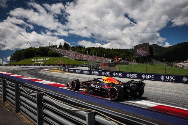 F1 - AUSTRIAN GRAND PRIX 2025 01 VERSTAPPEN Max (nld), Red Bull Racing RB21, action during the Formula 1 MSC Cruises Austrian Grand Prix 2025, 11th round of the 2025 FIA Formula One World Championship, WM, Weltmeisterschaft from June 27 to 29, 2025 on the Red Bull Ring, in Spielberg, Austria - SpielbergAustria  Copyright: xANTONINxVINCENTx