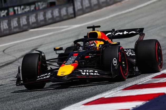 F1 - AUSTRIAN GRAND PRIX 2025 01 VERSTAPPEN Max (nld), Red Bull Racing RB21, action during the Formula 1 MSC Cruises Austrian Grand Prix 2025, 11th round of the 2025 FIA Formula One World Championship, WM, Weltmeisterschaft from June 27 to 29, 2025 on the Red Bull Ring, in Spielberg, Austria - SpielbergAustria  Copyright: xANTONINxVINCENTx