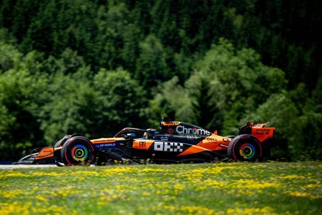 F1 - AUSTRIAN GRAND PRIX 2025 81 PIASTRI Oscar (aus), McLaren F1 Team MCL39, action during the Formula 1 MSC Cruises Austrian Grand Prix 2025, 11th round of the 2025 FIA Formula One World Championship, WM, Weltmeisterschaft from June 27 to 29, 2025 on the Red Bull Ring, in Spielberg, Austria - SpielbergAustria  Copyright: xALBERTOxVIMERCATIx