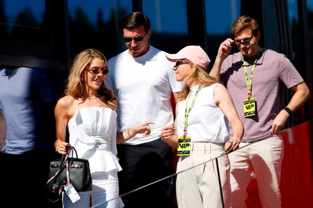28.06.2025, xsvx, Motorsport FIA Formel 1, Grand Prix von Österreich v.l. Victoria Swarovski und Mark Mateschitz (FIA REGULATIONS PROHIBIT ANY USE OF PHOTOGRAPHS as IMAGE SEQUENCES and or QUASI-VIDEO) Zeltweg-Spielberg