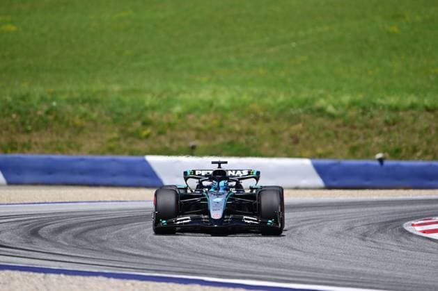 F1 Grand Prix of Austria - Qualifying George Russell of Mercedes-AMG Petronas drives during qualifying for the 12th round of the Formula 1 World Championship, WM, Weltmeisterschaft at the Red Bull Ring in Spielberg, Styria, Austria, on June 28, 2025. Spielberg Styria Austria  Copyright: xAndreaxDiodatox originalFilename:diodato-formula1250628_npfVy.jpg