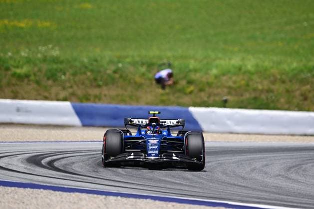 F1 Grand Prix of Austria - Qualifying Carlos Sainz of Williams Racing drives during qualifying for the 12th round of the Formula 1 World Championship, WM, Weltmeisterschaft at the Red Bull Ring in Spielberg, Styria, Austria, on June 28, 2025. Spielberg Styria Austria  Copyright: xAndreaxDiodatox originalFilename:diodato-formula1250628_npiVz.jpg