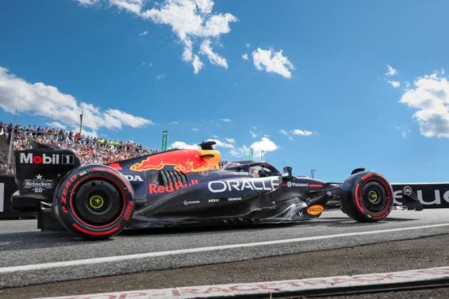 Max Verstappen (Oracle Red Bull Racing 1) kommt aus der Boxengasse, Qualifying, Grosser Preis von Oesterreich, Motorsport, Herren, Formel 1, 28.06.2025 Spielberg Steiermark Oesterreich